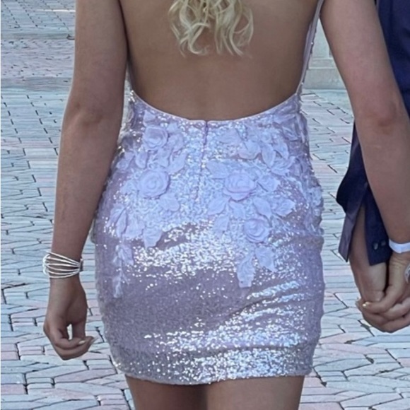 Jovani size 0 dress. It retails for $440 online. Lilac. Stunning! - Picture 11 of 11